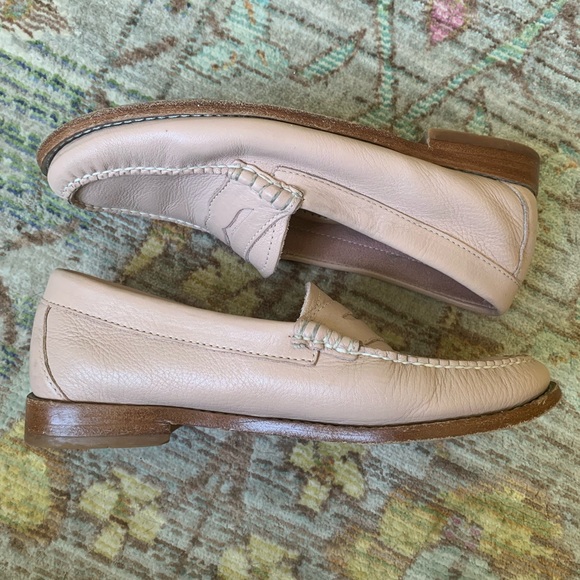 Weejuns Handcrafted Leather Pink Loafers - Picture 3 of 7